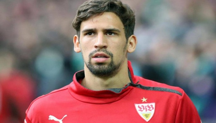 لاعب عربي يرفض اللعب لمنتخب بلاده في مونديال روسيا.. لماذا؟