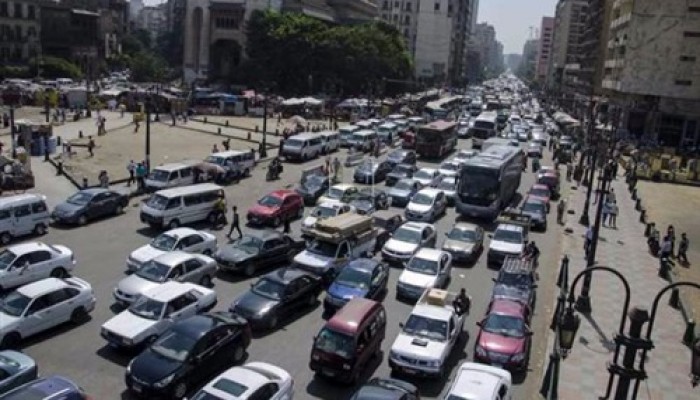 كثافات متحركة أعلى طرق القاهرة.. وانتظام الحركة المرورية بالدائري