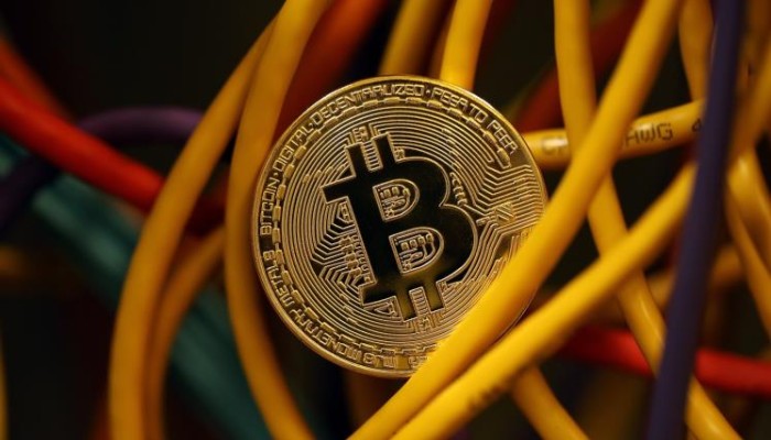 كيف تنقذ هاتفك إن استُغل للتنقيب عن العملة الرقمية؟