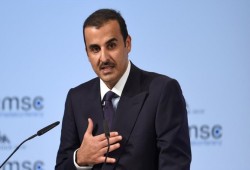 أمير قطر يدعو إلى توقيع اتفاقية أمنية شاملة بالشرق الأوسط