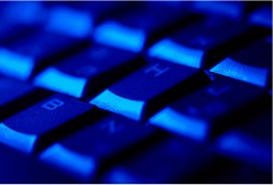 قراصنة يستغلون ثغرة أمنية في تطبيق تيليجرام لنشر برمجيات خبيثة