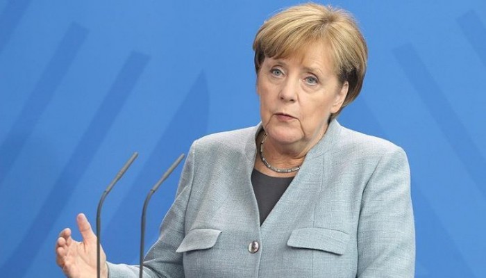 ميركل: الوضع المالي للاتحاد الأوروبي حرج جدا