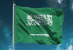 مفتي السعودية يدعو كاتب لـ"التوبة" إثر دعوته لتقليص أعداد المساجد