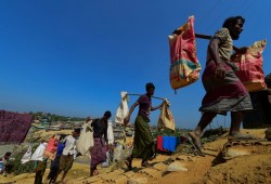 منظمة: ميانمار تهدم قرى للروهينغا بعد إخلائها من سكانها