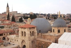 كنائس القدس تنتصر على الاحتلال