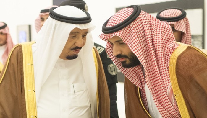 ابن سلمان: هذا سبب إعفاء رئيس الأركان وقيادات الجيش