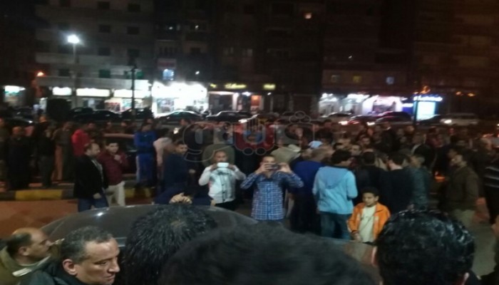 تظاهرة أمام حي العجمي بسبب حملات الإزالة