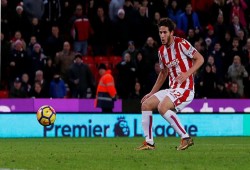 وكيل "رمضان صبحي" غير راض عن "ستوك سيتي"