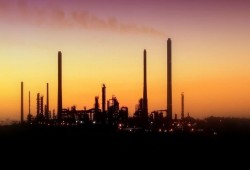 مولدات كهربائية تركية تنير أحياءً في مدينة سودانية