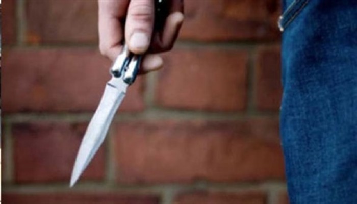 طالب يطعن زميله بمطواة داخل جامعة المنيا