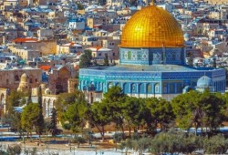 الكيان الصهيوني ينظم ماراثونا بالقدس ويمنع آخر للفلسطينيين