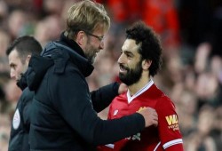 كلوب: صلاح يستحق جائزة أفضل لاعب.. وليس لدي مشكلة مع دفاع مورينيو