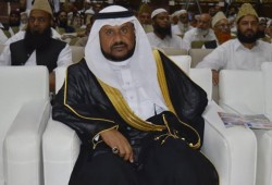بالمستندات.. "رئيس الجامعة الإسلامية بباكستان" يمنح ابنه درجة علمية غير مستحقة