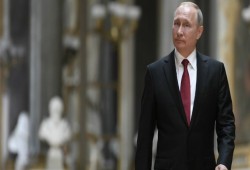 موسكو تتوعد بالرد "قريبا" على قرار بريطانيا طرد دبلوماسيين روس من أراضيها