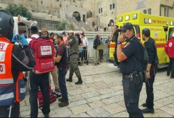 استشهاد المنفذ .. إصابة خطرة لجندي "صهيونى" طعنًا بالقدس