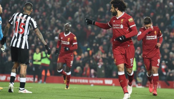 سول كامبل: صلاح يستطيع التفوق على رقم رونالدو بسهولة