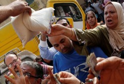 كاتب ألماني يتوقع ثورة عنيفة ضد العميل الصهيوني وعصابة العسكر