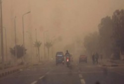 إغلاق طريقى أبو سمبل بسبب العاصفة الترابية