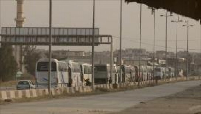 تواصل إجلاء أهالي الغوطة وتهديدات باجتياح دوما