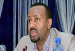 آبي أحمد يؤدي اليمين الدستورية أمام البرلمان الإثيوبي