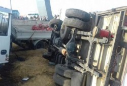 توقف حركة المرور بطريق إسكندرية الصحراوى بسبب حادث تصادم وإصابة 4أشخاص