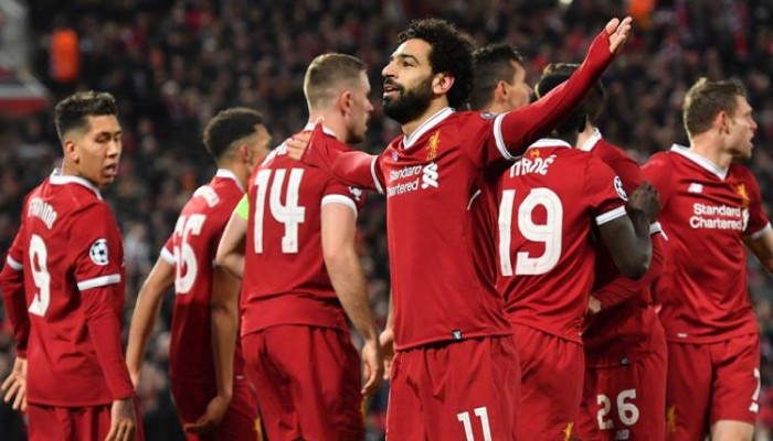 صلاح ينافس رونالدو على جائزة لاعب الأسبوع بدوري الأبطال