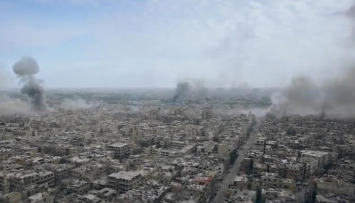 النظام يعاود قصف دوما بعد رفض أهلها التهجير