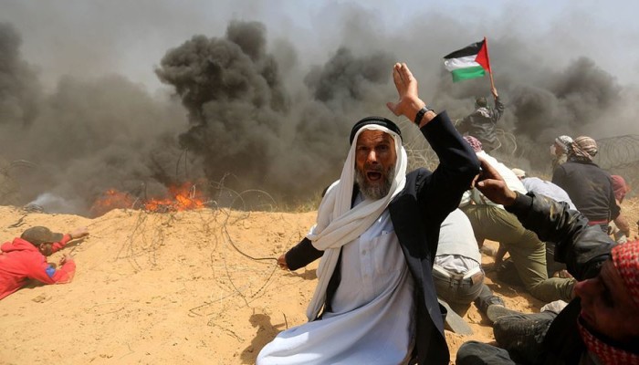 10 شهداء و1354 إصابة في جمعة "الكوشوك" على حدود غزة