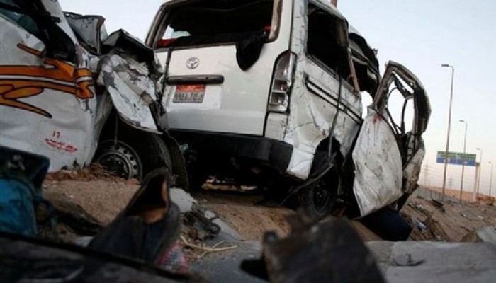 إصابة 25 مواطنا في تصادم سيارتي ميكروباص بالفيوم