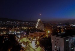 صحيفة تركية: الهجوم الثلاثي استعراض لم يلحق الضرر بالأسد