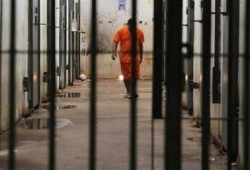 استغاثة لإنقاذ معتقلي سجن العقرب من كارثة إنسانية