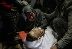 استشهاد فلسطيني متأثرا بإصابته برصاص إسرائيلي قرب حدود غزة