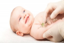 الصحة العالمية: 19.5 مليون رضيع يفوتهم التطعيم بلقاحات أساسية حول العالم