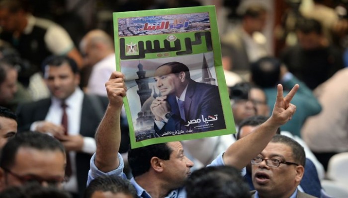 جنرال صهيوني يدعو لدعم السيسي باعتباره "مصلحة استراتيجية"