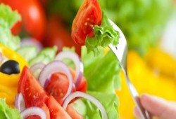 دراسة تحذر من التغذية النباتية الصِرفة للأطفال