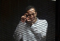 مطالب بالإفراج عن صحفي مصري معتقل بعد نيله جائزة دولية