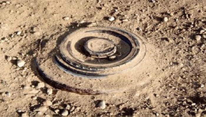 مصرع شاب وإصابة آخر فى انفجار لغم من مخلفات الحرب أثناء حفر بئر بمطروح