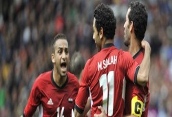 ماركا: صلاح يتلقى النصائح من "البطل" أبو تريكة