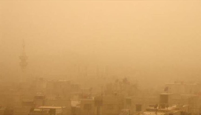 عاصفة غبار تجتاح الكويت