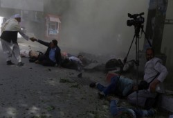 الصحفيون.. الدم ضريبة البوح