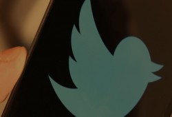 إلى مستخدمي تويتر.. عليكم تغيير كلمة السر الخاصة بكم الآن