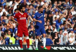 تشيلسي يهزم ليفربول ويتمسك بحلم الأبطال.. وصلاح يواصل الصيام التهديفي
