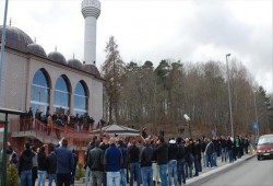 مدينة سويدية تسمح برفع آذان الجمعة من مكبرات الصوت