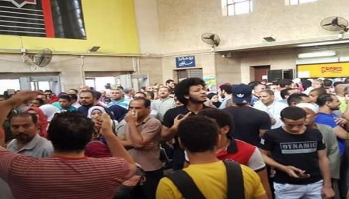 أمن الانقلاب يقمع "احتجاجات المترو".. ومواطنين يهتفون ضد السيسي