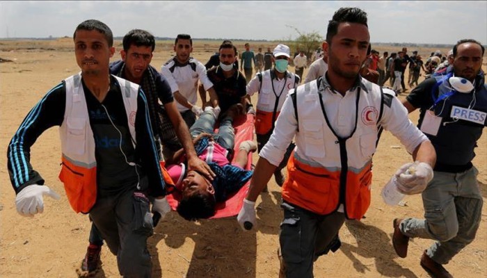 مسيرات العودة.. 52 شهيدًا 2410 جرحى قرب حدود غزة