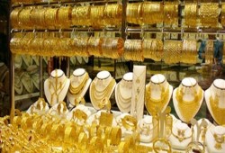أسعار الذهب تتعافى بفعل تغطية مراكز مدينة