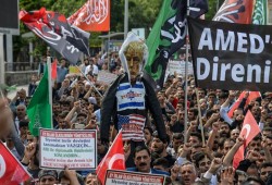 تركيا تفضح السيسي: نظام الانقلاب يرفض السماح للطائرات التركية بنقل جرحى غزة