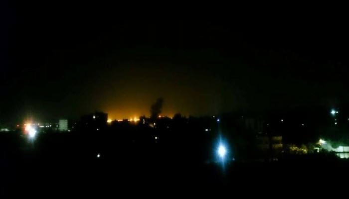 7 غارات "إسرائيلية" على مواقع في قطاع غزة