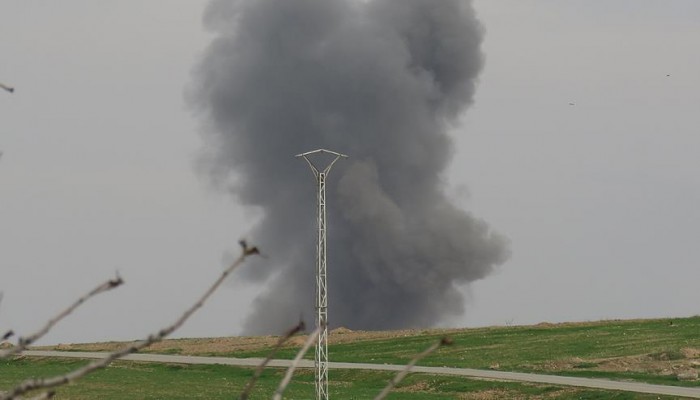 انفجارات في مطار حماة وسط سوريا