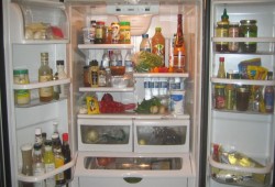 10 أطعمة ينصح بتناولها في رمضان لمحاربة الجوع والعطش.. تعرف إليها